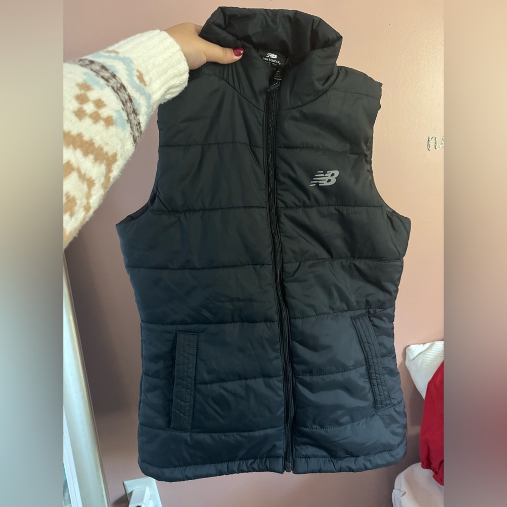 NEW BALANCE WOMENS VEST
